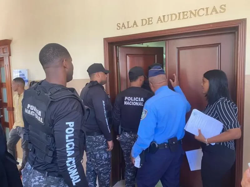 H-11.-131022-Recusan-juez-que-dictaria-coercion-a-chofer-de-autobus-accidentado-en-Bavaro