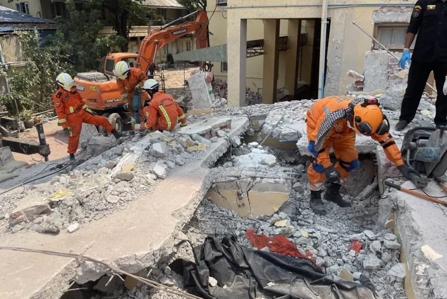 TERREMOTO-BIRMANIA-MANDALAY