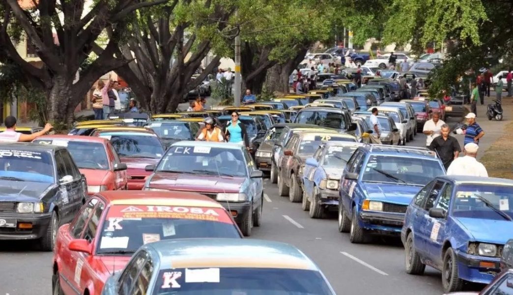Transportista-descarta-aumento-de-pasaje-en-el-Cibao-por-Navidad-1140x655