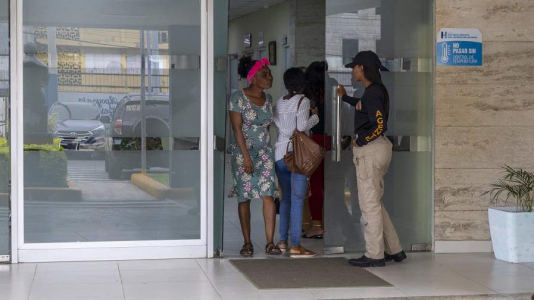 imagen-operativo-de-migracion-en-hospitales-eddy-vittini70-41e48ac4-focus-0-0-896-504